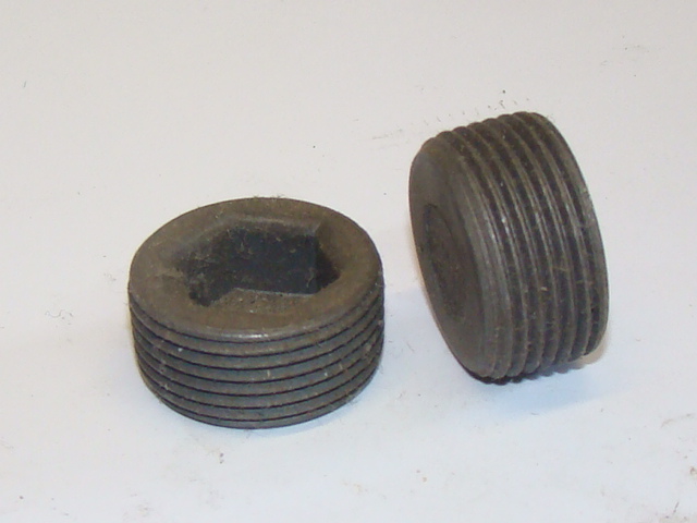 TAPON ROSCADO ORIFICIOS DEL CABEZOTE OM 366 LA