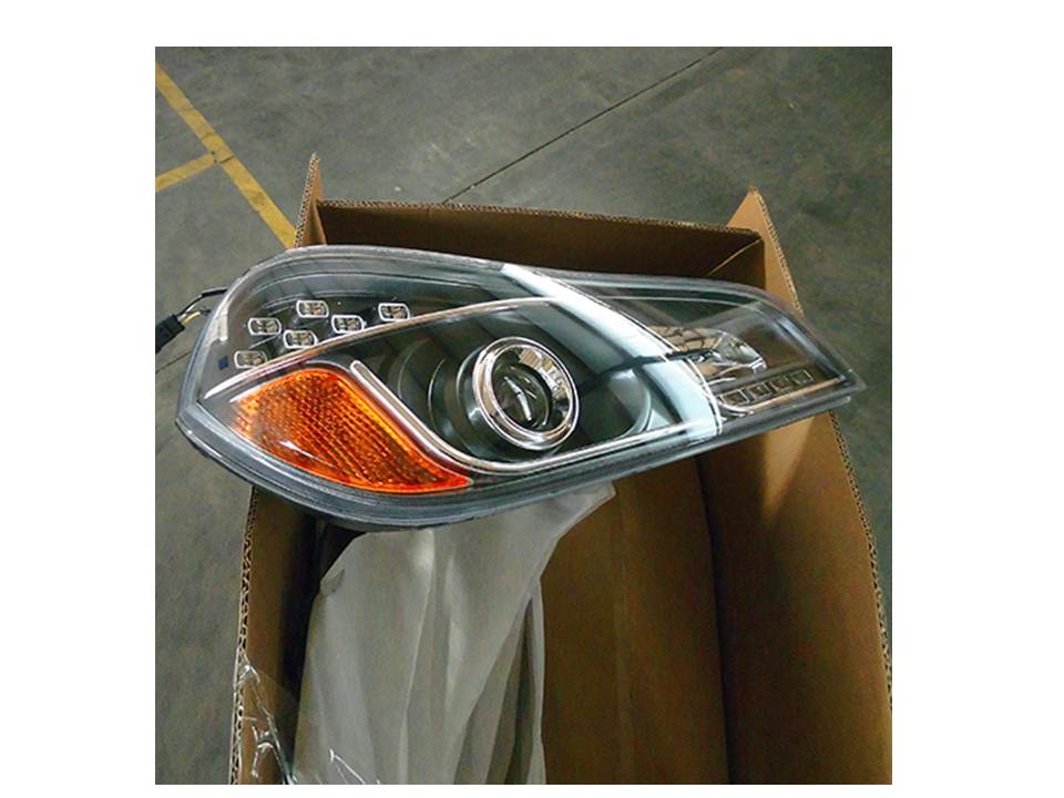 FAROL PRINCIPAL DELANTERO IZQUIERDO 24V  BLK JXK6100