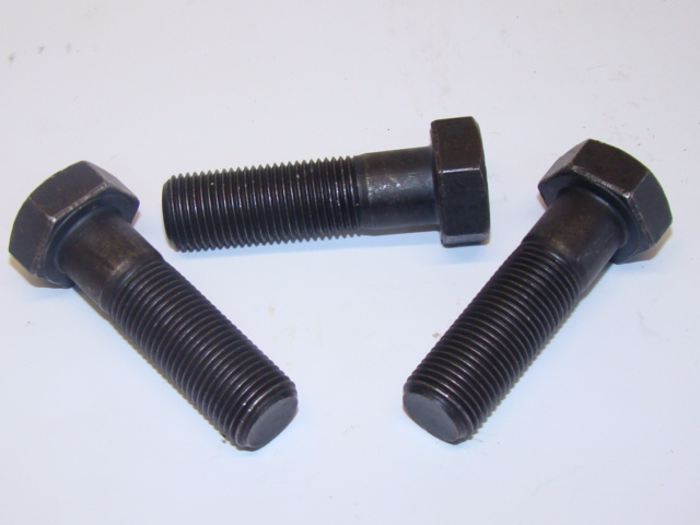 TORNILLO  SOPORTE MOTOR DELANTERO OH 1621 L BRASIL