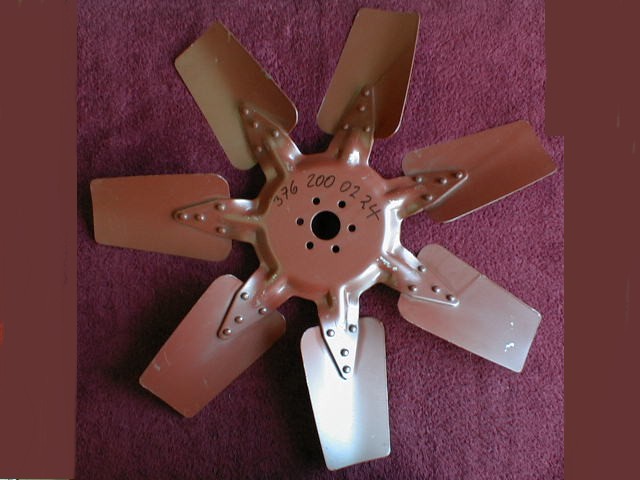 ABANICO METALICO 7 ASPAS 6 HUECOS OM366A  BRASIL