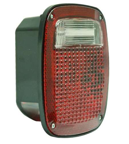 STOP CON LUZ DE REVERSA DE 5 3/4" X 6 3/4". (RENEGADO)