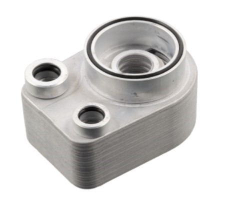 ENFRIADOR ACEITE MOTOR OM 607  WDC156 GLA 180 CDI