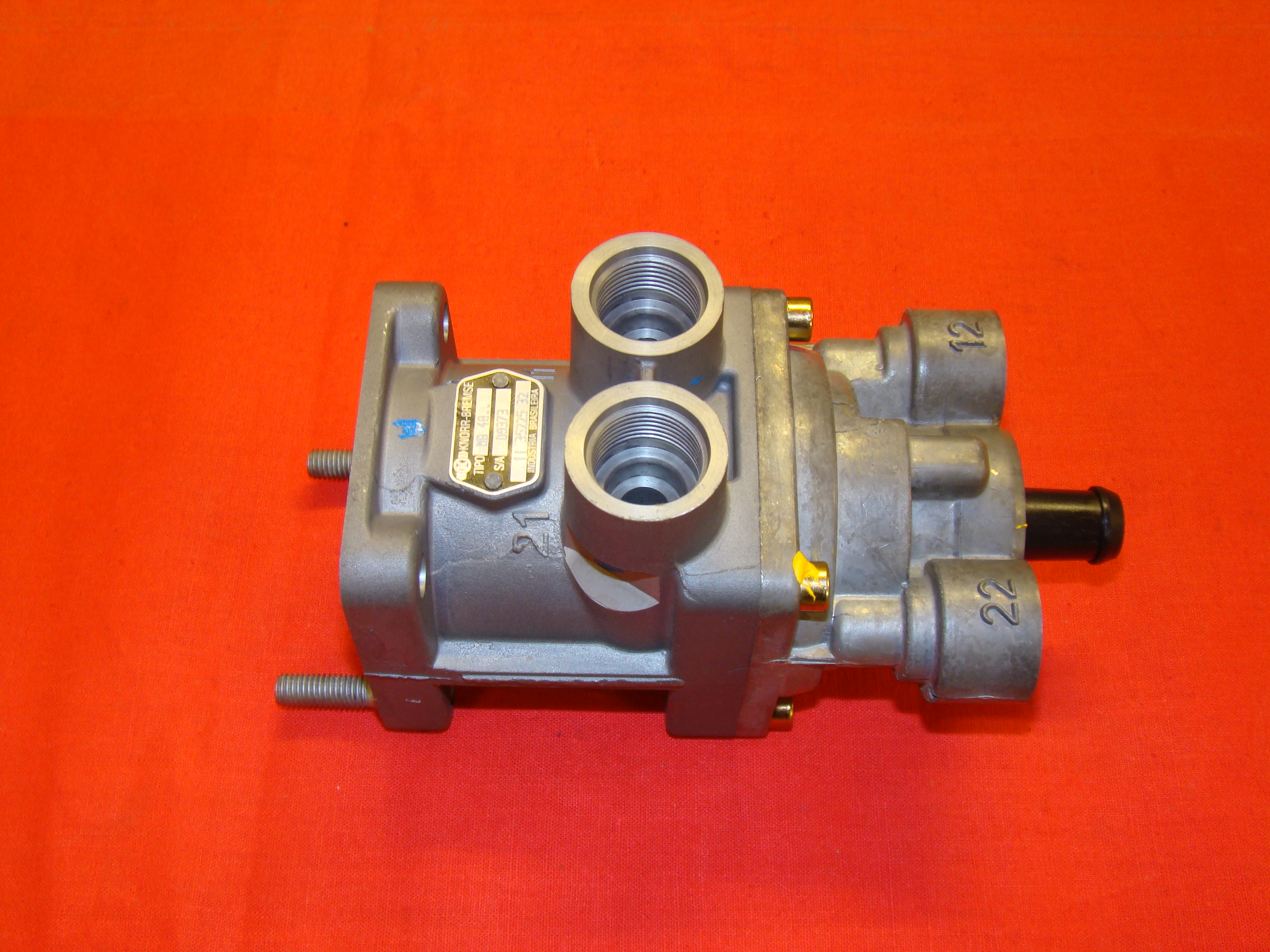VALVULA PRINCIPAL FRENOS O 500 M/R/OF 1721/OH 1621 L BRASIL