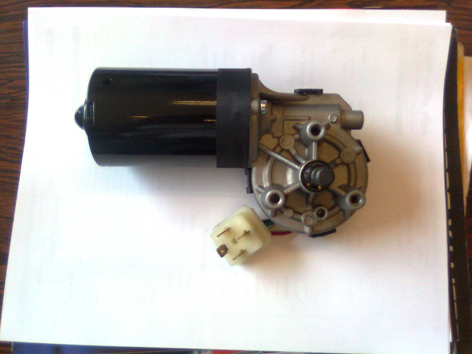 MOTOR ELECTRICO LIMPIAPARABRISAS 24V