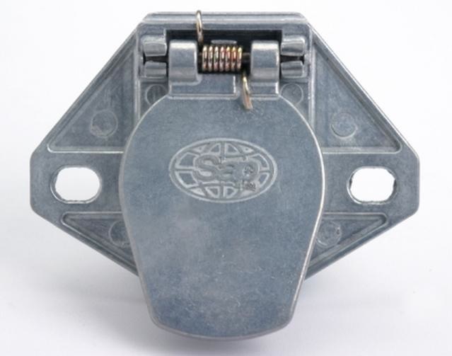 CONECTOR HEMBRA  PARA CARRETA METALICO 7 LINEAS