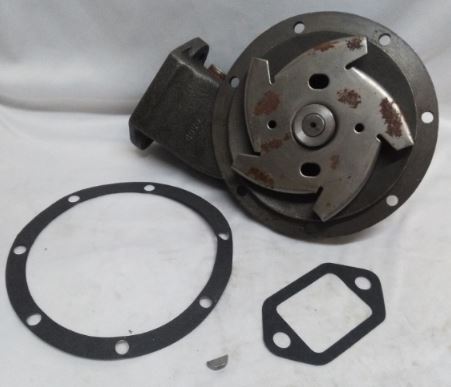 BOMBA AGUA MACK E6/EM6 MULTIVALVULAR EJE CORTO