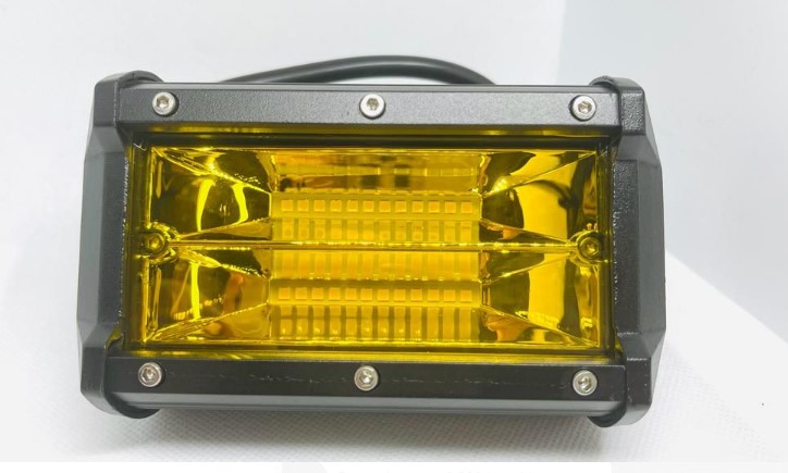 HALOGENO RECT  10-30V 72W 130 X  80MM AMBAR