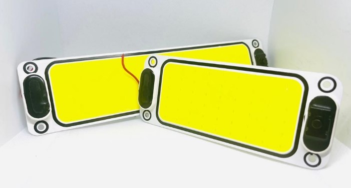 PLACA LUZ INTERNA LED C/BOTON 150 X 60 X 10MM (PEQUEÑA)