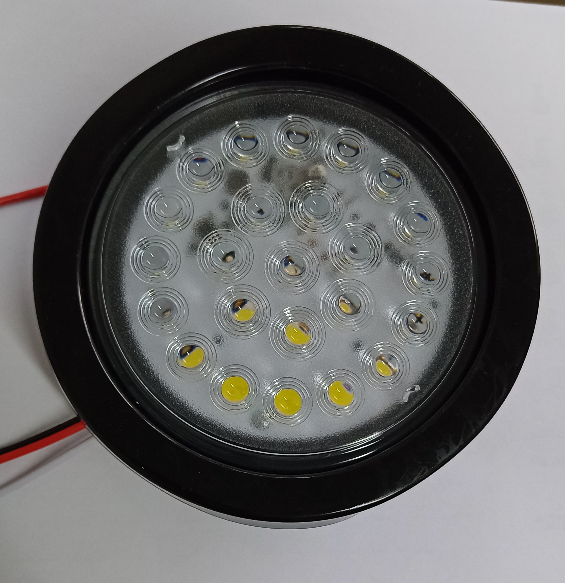 FAROL  4"  10-30V  24 LED REDONDO BLANCO ARO HULE LUZ FIJA