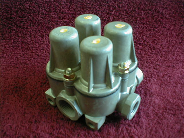 VALVULA 4 VIAS VOLVO B58E/B10M/N10/N12