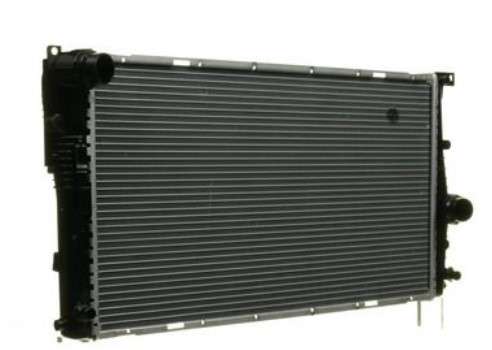 RADIADOR AGUA MOTOR CON A/C A/T 1 F20 3 F30 F34 F80  A/T