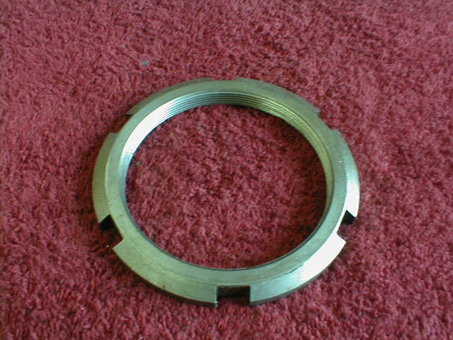TUERCA RANURADA CUBO RUEDA BOCINA TRAS OF1115/1721/O371/400