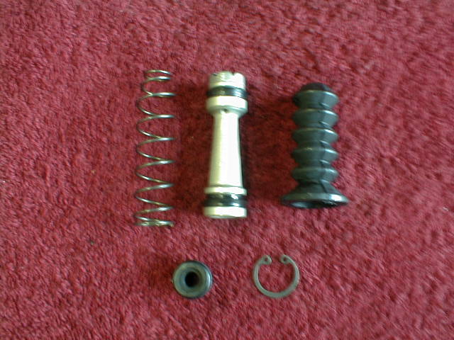 JGO REP. BOMBA PRINCIPAL CLUTCH OF 1620 709 LO 812, 19 MM