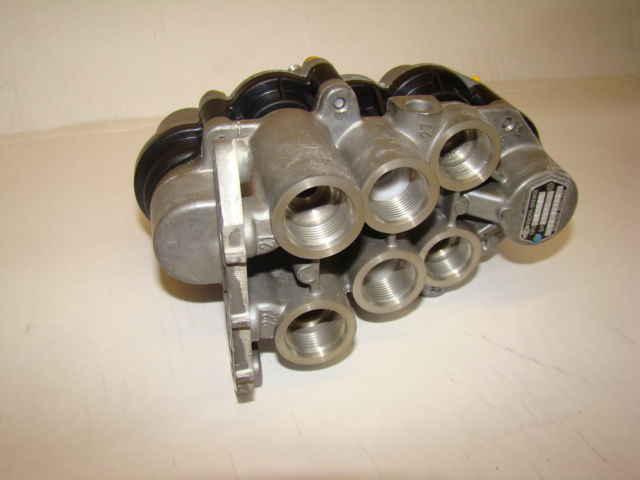 VALVULA 6 CIRCUITOS SECADOR AIRE TIPO KNORR OF 1721