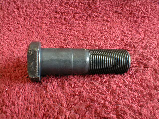 TACOS RUEDAS MERCEDES BENZ  20 MM X 1.5 X 69 MM